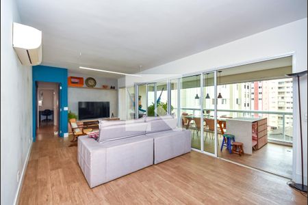 Sala de apartamento à venda com 3 quartos, 140m² em Sumaré, São Paulo