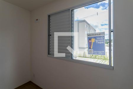 Plaquinha - Quarto 1 de apartamento para alugar com 2 quartos, 43m² em Botujuru, Mogi das Cruzes