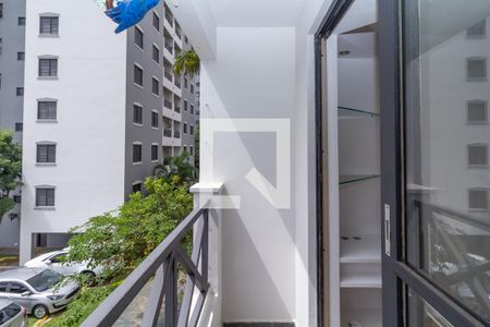 Sacada de apartamento para alugar com 3 quartos, 64m² em Vila Graciosa, São Paulo