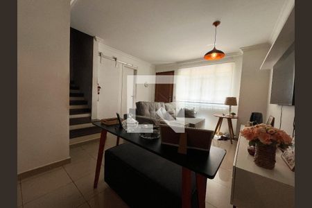 Sala  de casa de condomínio à venda com 4 quartos, 140m² em Parque Imperial, São Paulo
