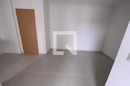 Quarto de apartamento para alugar com 2 quartos, 54m² em Parque Oeste Industrial, Goiânia