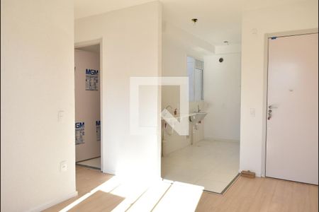 Sala de apartamento para alugar com 2 quartos, 38m² em Guaratiba, Rio de Janeiro