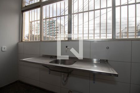 Sala/Cozinha de kitnet/studio para alugar com 2 quartos, 45m² em Samambaia Sul (samambaia), Brasília