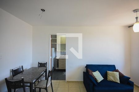 Sala de apartamento para alugar com 2 quartos, 48m² em Paraisópolis, São Paulo