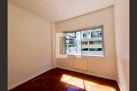 Quarto  de apartamento à venda com 3 quartos, 80m² em Leblon, Rio de Janeiro