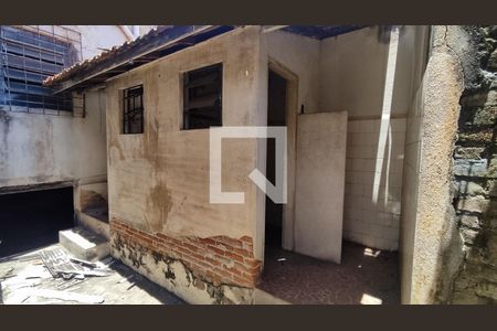 Casa para alugar com 515m², 2 quartos e 12 vagas Casa para alugar com 515m², 2 quartos e 12 vagasBanheiro Fundos