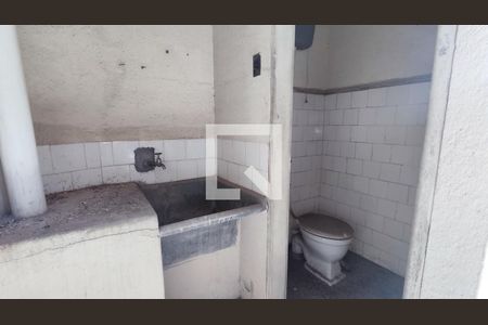 Tanque e Banheiro 1 - Piso 1 de casa à venda com 2 quartos, 515m² em Vila Arens I, Jundiaí