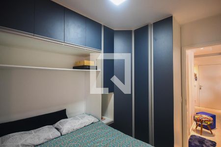 Quarto 1 de apartamento para alugar com 2 quartos, 52m² em Jardim Monte Alegre, Taboão da Serra