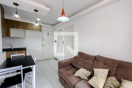 Sala de apartamento para alugar com 2 quartos, 34m² em Cambuci, São Paulo