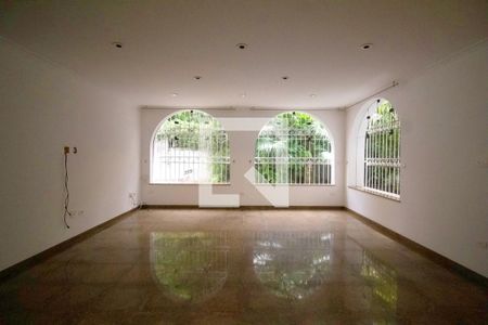 Sala de casa à venda com 7 quartos, 440m² em Cerqueira César, São Paulo