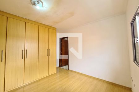 Suite de casa para alugar com 3 quartos, 200m² em Jardim Vila Formosa, São Paulo