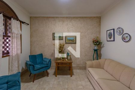 Sala 1 de casa à venda com 4 quartos, 350m² em Planalto, Belo Horizonte
