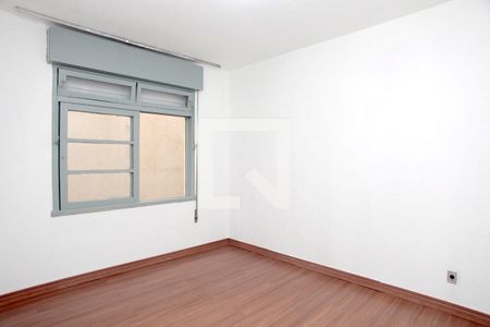 Quarto Suíte de apartamento para alugar com 1 quarto, 50m² em São João, Porto Alegre