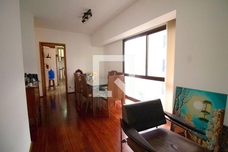 Sala de apartamento à venda com 3 quartos, 160m² em Vila Madalena, São Paulo