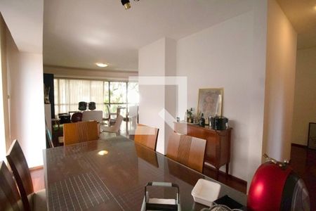 Sala de apartamento à venda com 3 quartos, 160m² em Vila Madalena, São Paulo