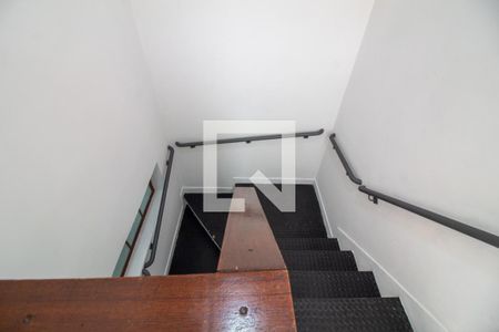 Escada de casa para alugar com 3 quartos, 123m² em Chácara Santo Antônio (zona Sul), São Paulo