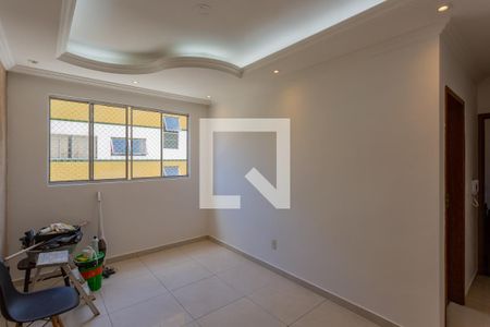 Sala de apartamento à venda com 2 quartos, 50m² em Heliópolis, Belo Horizonte