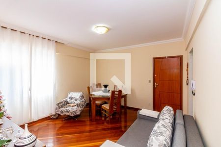 Sala de apartamento à venda com 3 quartos, 75m² em Colégio Batista, Belo Horizonte