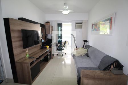 Apartamento à venda com 68m², 2 quartos e 1 vagaSala