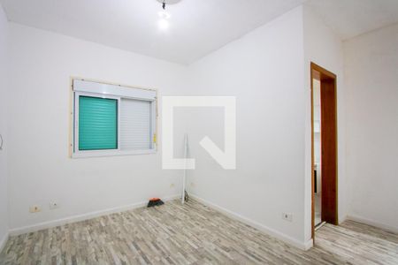 Suíte de apartamento para alugar com 2 quartos, 70m² em Parque São Vicente, Santo André