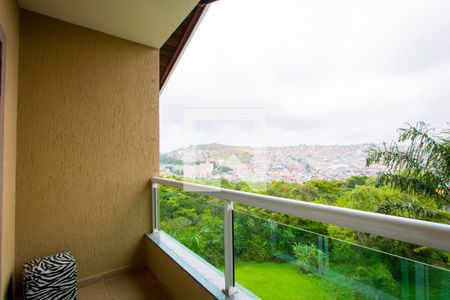 Varanda da sala de apartamento para alugar com 2 quartos, 70m² em Parque São Vicente, Santo André