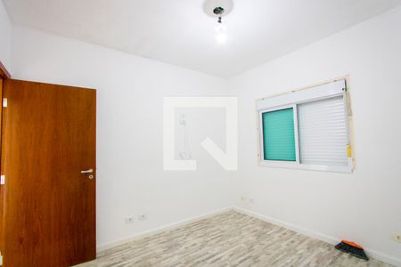 Suíte de apartamento para alugar com 2 quartos, 70m² em Parque São Vicente, Santo André