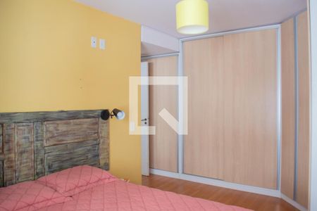 Quarto 1 de apartamento à venda com 2 quartos, 200m² em Santana, Porto Alegre