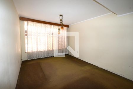 Casa à venda com 200m², 3 quartos e 2 vagasSala