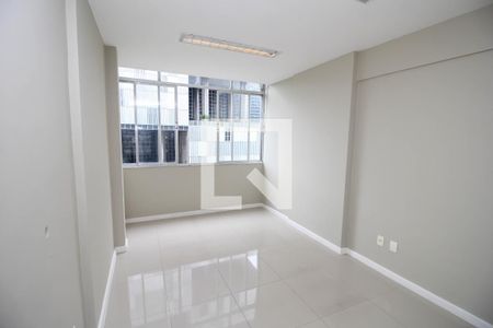 Sala de kitnet/studio à venda com 1 quarto, 30m² em Centro, Rio de Janeiro