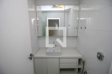 Banheiro de kitnet/studio à venda com 1 quarto, 30m² em Centro, Rio de Janeiro