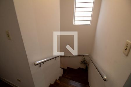 Escada de casa à venda com 3 quartos, 160m² em Parque Colonial, São Paulo