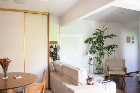 Apartamento à venda com 73m², 2 quartos e sem vagaSala