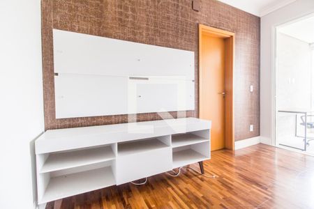 Sala de TV de apartamento à venda com 2 quartos, 72m² em Tamboré, Santana de Parnaíba