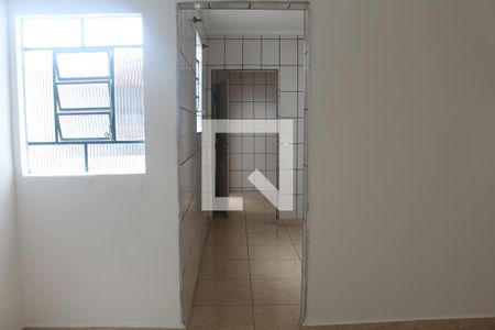 Sala de casa para alugar com 2 quartos, 100m² em Vila Mercedes, São Paulo