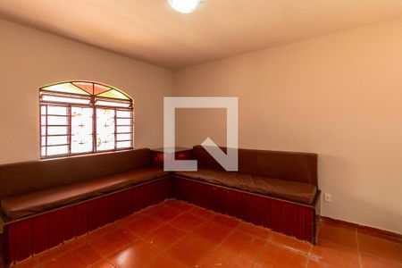 Quarto 1 de casa para alugar com 4 quartos, 340m² em Maria Virgínia, Belo Horizonte