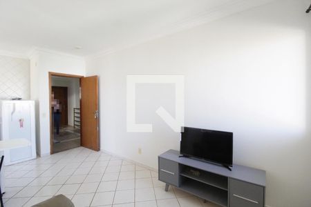 Sala de apartamento para alugar com 2 quartos, 49m² em Santa Mônica, Uberlândia