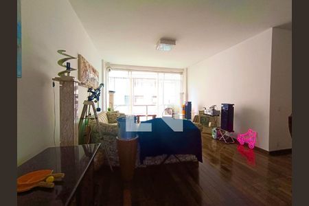 Sala de apartamento para alugar com 3 quartos, 156m² em Copacabana, Rio de Janeiro