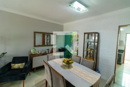 Sala de Jantar de casa à venda com 3 quartos, 189m² em Vila Marieta, São Paulo