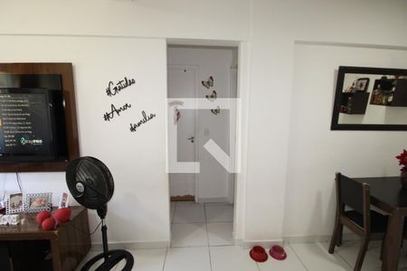Corredor de apartamento à venda com 2 quartos, 47m² em Engenho de Dentro, Rio de Janeiro