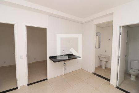 Sala/Cozinha de apartamento à venda com 2 quartos, 30m² em Chácara Califórnia, São Paulo