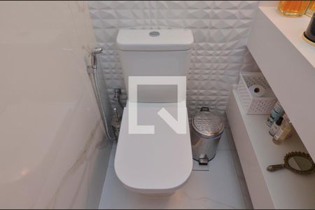 Lavabo de apartamento para alugar com 2 quartos, 160m² em Recreio dos Bandeirantes, Rio de Janeiro