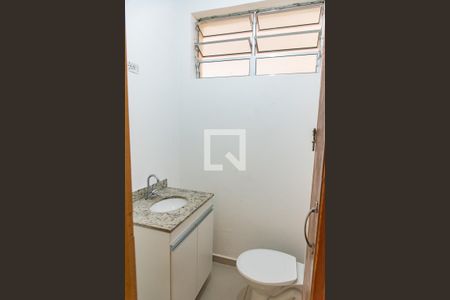 Lavabo de casa à venda com 3 quartos, 264m² em Vila Santa Eulalia, São Paulo