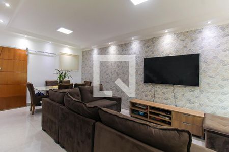 Sala de casa de condomínio para alugar com 3 quartos, 210m² em Vila Invernada, São Paulo