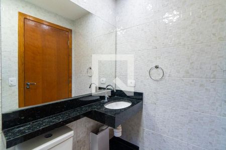 Banheiro de apartamento para alugar com 1 quarto, 32m² em Vila Guarani (zona Sul), São Paulo