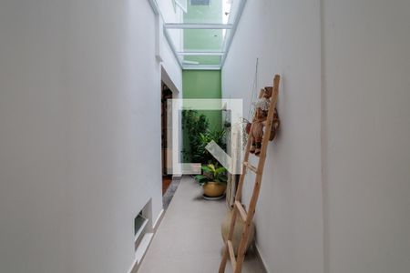 Sala de casa à venda com 4 quartos, 200m² em Vila Progredior, São Paulo