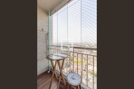 Sacada de apartamento para alugar com 2 quartos, 46m² em Padroeira, Osasco