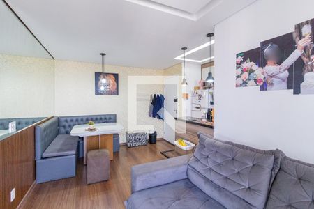 Sala de apartamento para alugar com 2 quartos, 46m² em Padroeira, Osasco