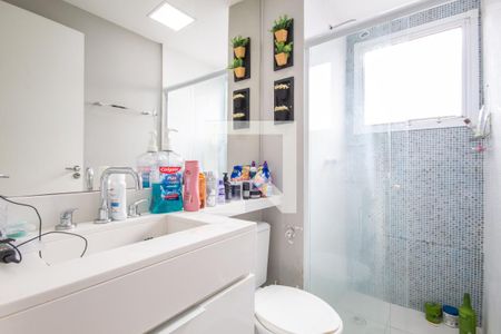Banheiro de apartamento à venda com 2 quartos, 48m² em Santa Maria, Osasco