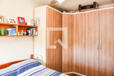 Quarto 1 de apartamento à venda com 2 quartos, 60m² em Vila Ipiranga, Porto Alegre