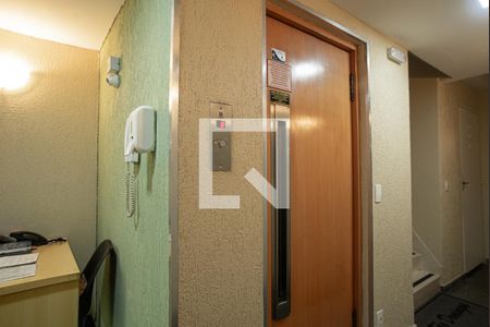 Apartamento à venda com 40m², 1 quarto e sem vaga Apartamento à venda com 40m², 1 quarto e sem vagaÁrea comum - Elevador